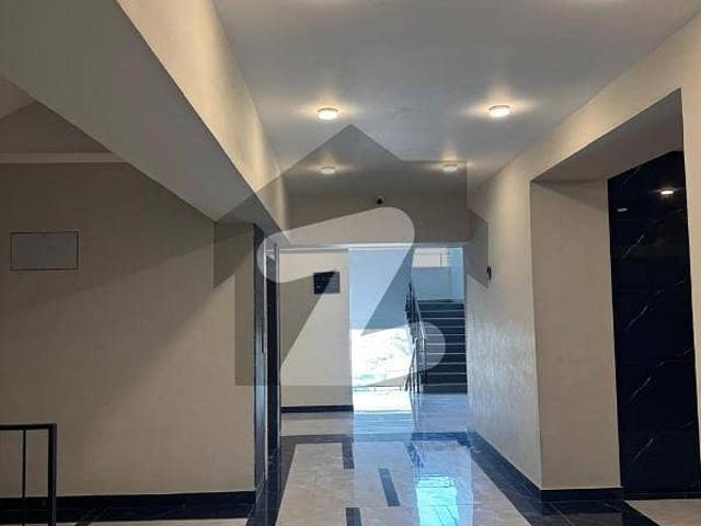 4Bed Studio available For Rent Available In Clifton Block 8 Green Three