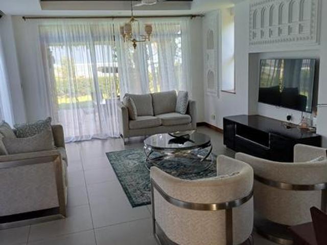 4bedroom beachfront mansion on sale kikambala Kilifi