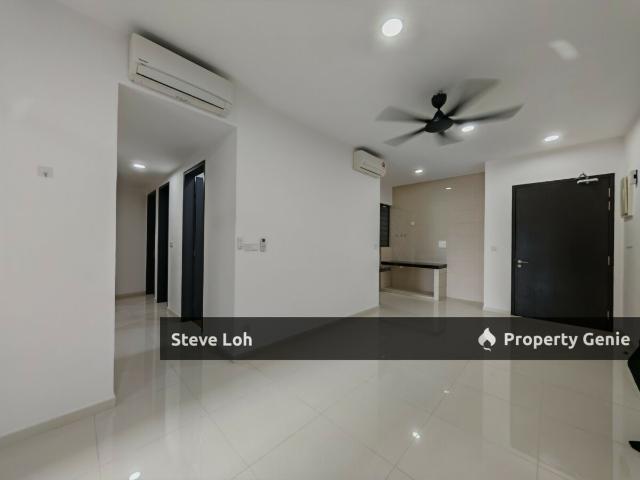 4bedroom Large Unit next to velocity mall & MRT