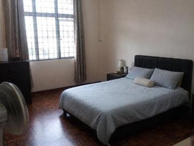 4BR 2storey Terraced House Bandar Mahkota Cheras