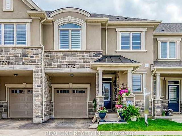 4br 4wr Att/row/twn. In Milton Near James Snow Pkwy/louis St L