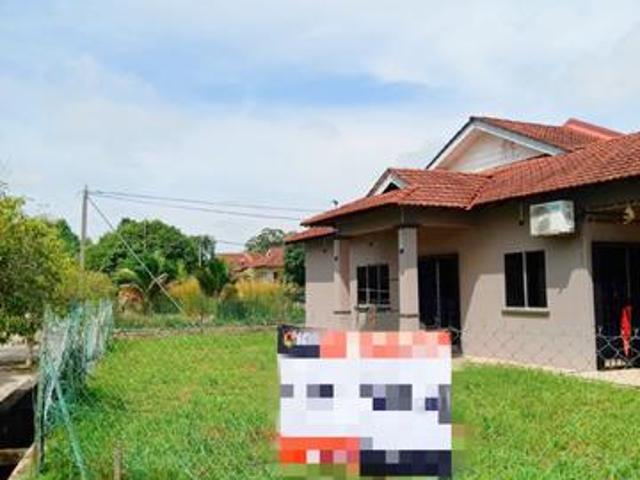 4km ke Bandar Rompin Rumah Teres Cornerlot di Taman Rompin Makmur