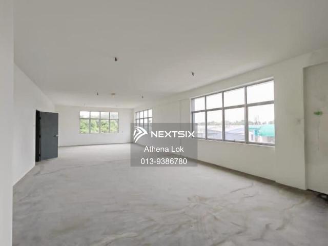 4min walk to Pavilion Mall, downstairs got shoplots, food court, mini mart, KK mart & 7eleven