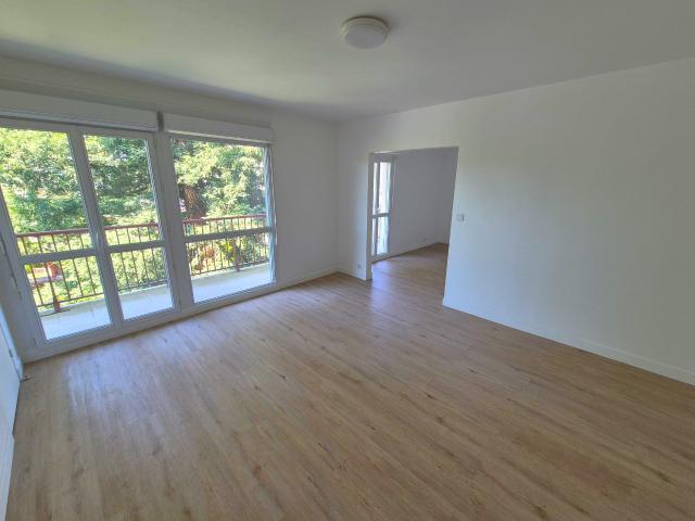4p 78m2, lumineux, verdure, balcon!