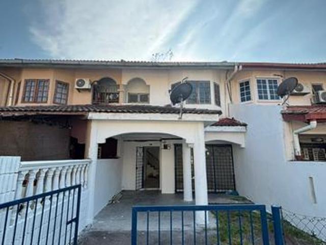 4R3B Original Condition2Storey Terrace Taman Semarak Kajang