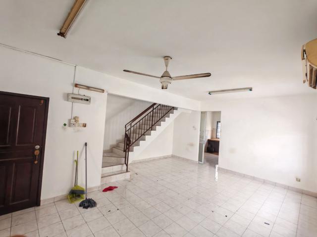 4R3B KITCHEN EXTENDED TABLE TOP Bandar Bukit Tinggi Klang for Rent