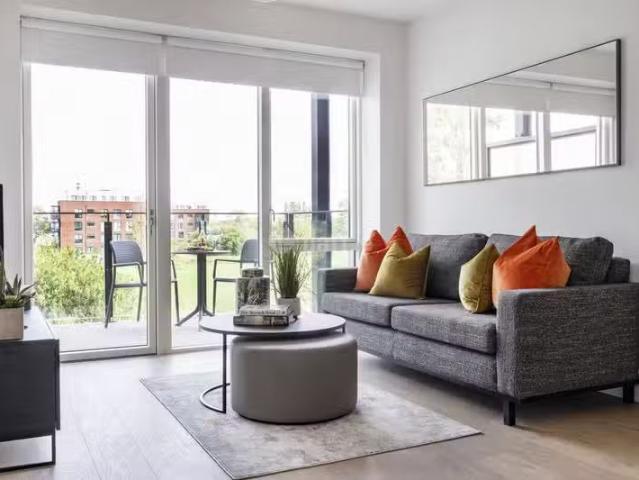 4th Floor 1 Bedroom, U Clay Farm, Clay Farm Leopardstown, L.