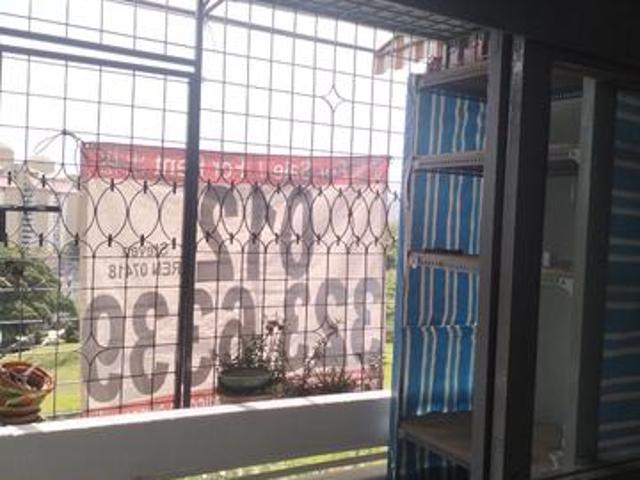 4th floor apartment in tmn bukit ria cheras for sale