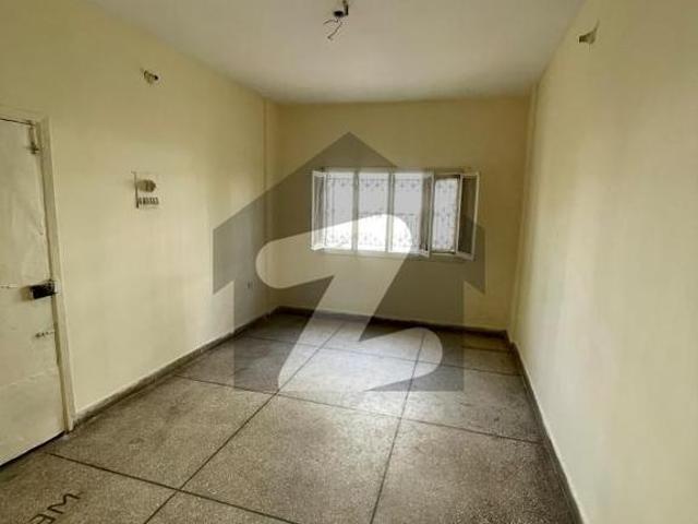 4th Floor Flat Gulshan e Iqbal