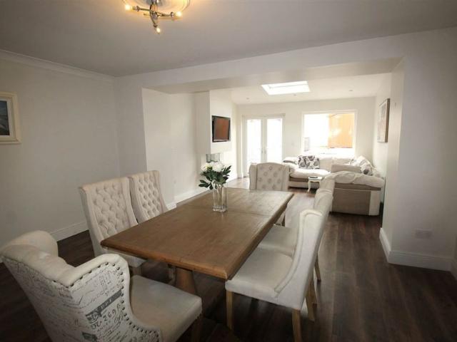 53 Ardkeale, Mount Oval Village, Rochestown, Cork, County Cork