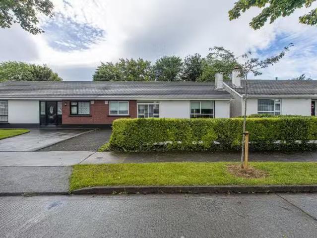 53 Delaford Avenue, Dublin 16, Knocklyon, Dublin 16 is for rent