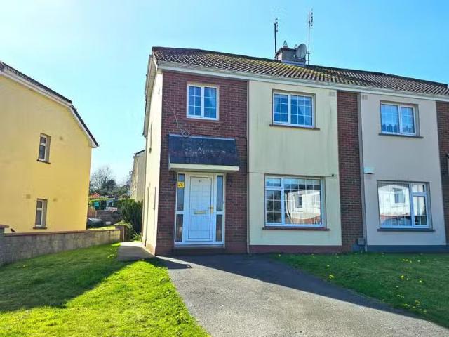 53 Glenfort, Newport Road, Castlebar, Co. Mayo, F23FK40 is fo.