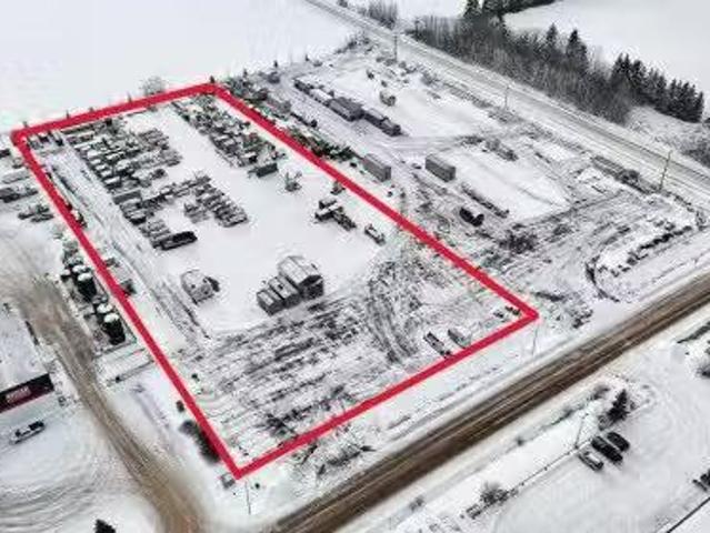 53 Mckenzie Drive, Rural Red Deer County, AB, T4S 2H4 vacant.
