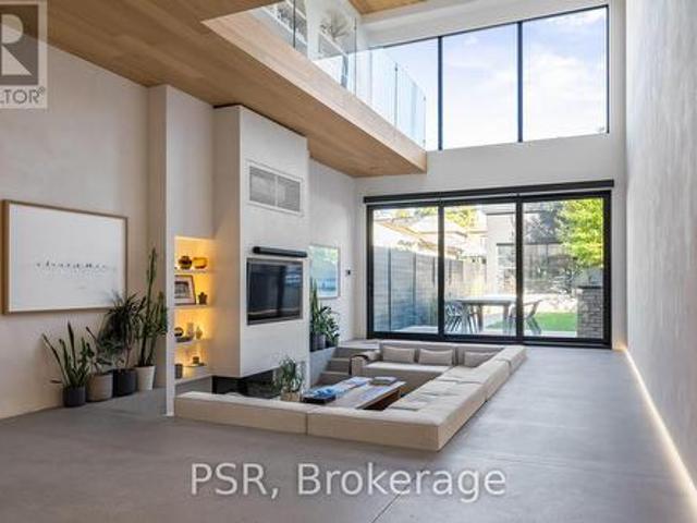 53 Palmerston Avenue, Toronto, ON, M6J 2J2 house for lease | Listing ID C13561 | Royal LePage
