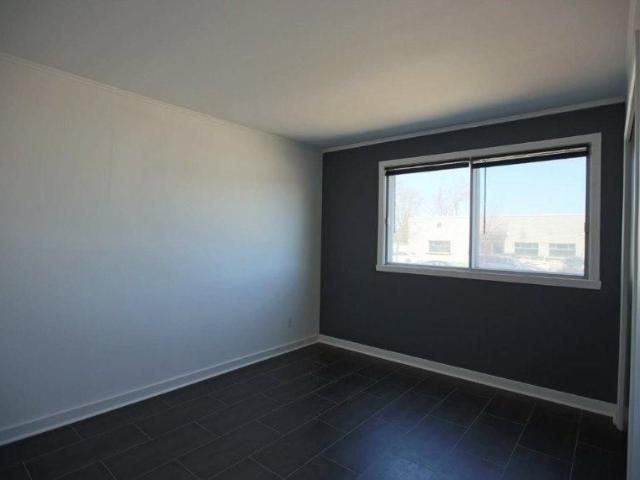 53 Rue Joannette, J7E 3A2, Sainte Thérèse