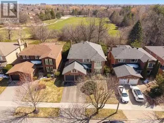 53 Smithy Street, Markham, ON, L3P 6M7 house for sale Listi.