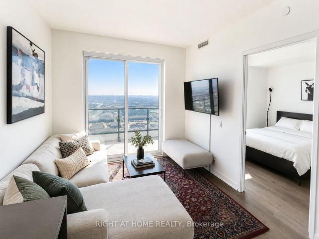 5007 Portage Parkway, Concord | For Sale @ $499,999 | Condos. Ca