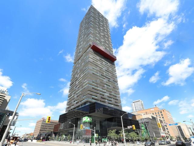5009 8 Eglinton Avenue E, Toronto | Terminated, C12832 | Condos. Ca