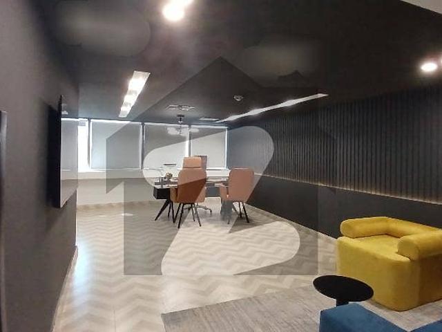 5000 Sq Fts Office Available For Rent