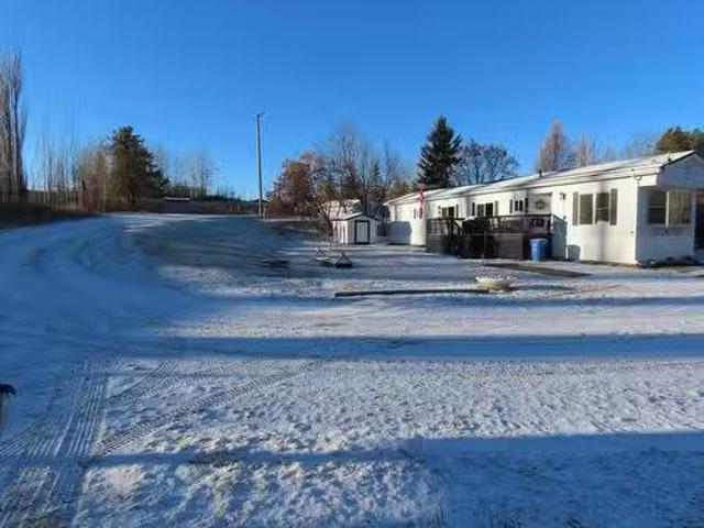 5000 53A St, Sangudo, AB, T0E 2A0 investment for sale Listi.