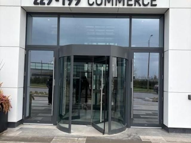 5002 Commerce Street, Vaughan | Leased, N13016 | Condos. Ca