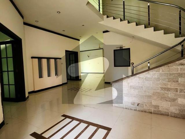 500yd 5 Bed Line Water Near Masjid House For Rent DHA Phase 6