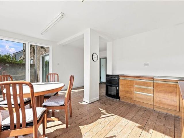500,000 | 40 Chanel Avenue, Artane, Dublin 5 Flynn & Associates Raheny 5024 MyHome. Ie Residential