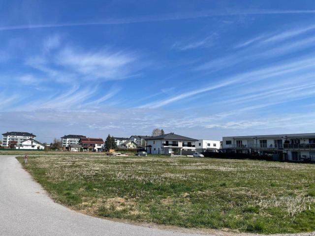 500 750 m² Baugrundstücke für Eigenheim in Mattighofen