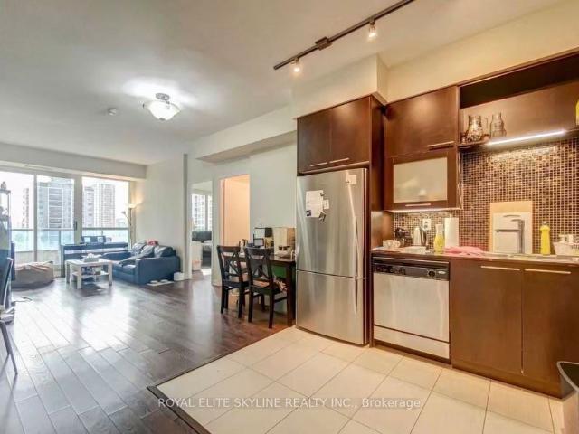 500 Condos and Lofts, #708