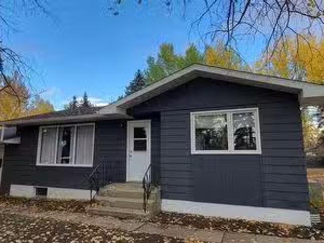 500 Broad Street, Cut Knife, SK, S0M 0N0 house for sale Lis.