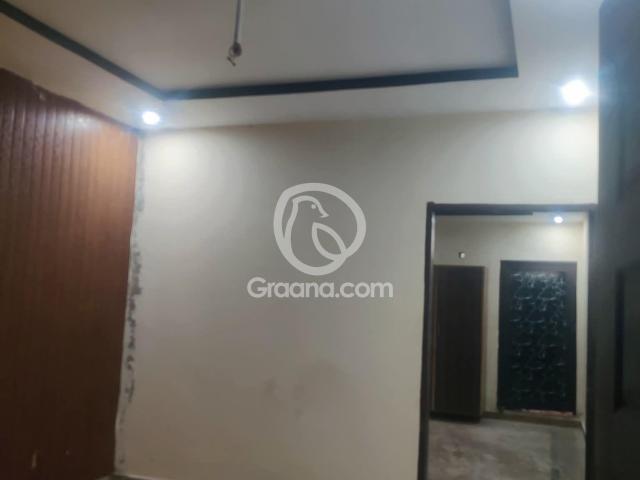 500 Ft² Flat for Rent
