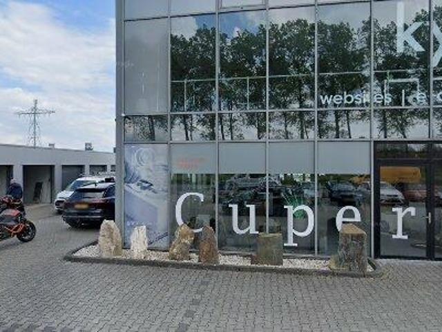 500 m2 office space for rent in Groningen