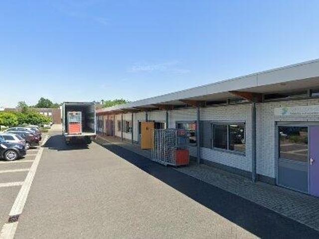 500 m2 office space for rent in Helmond