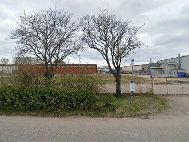 500 m2 lager uthyres i Halmstad