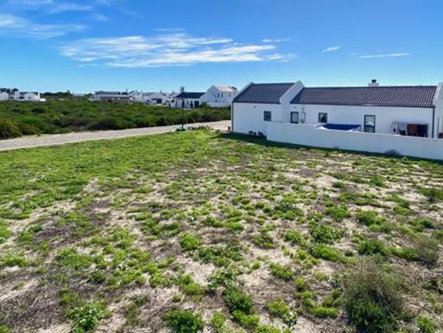 500 m² Land available in Velddrif