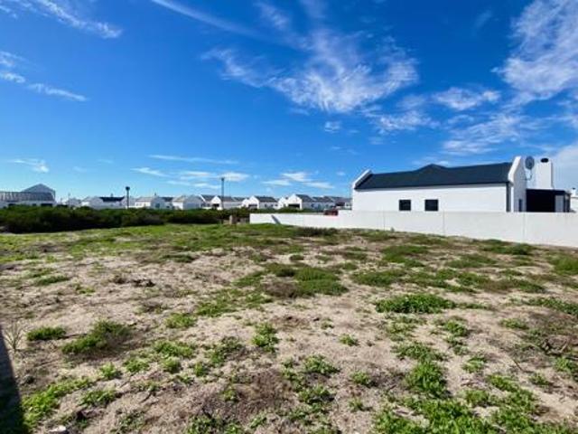 500 m² Land available in Velddrif