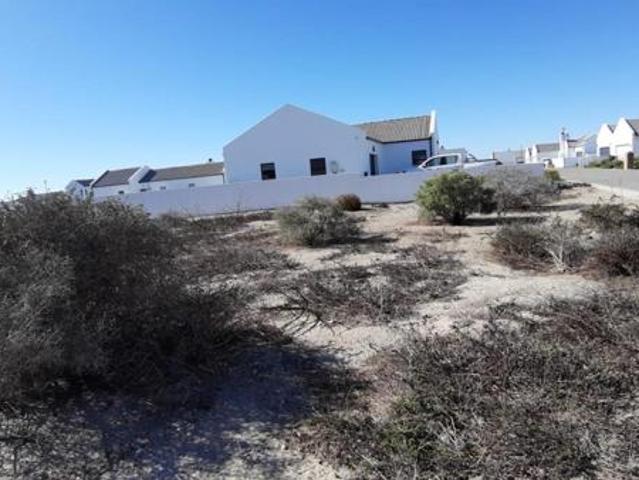 500 m² Land available in Velddrif