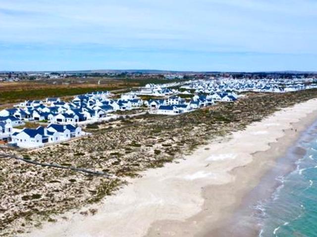 500 m² Land available in Velddrif