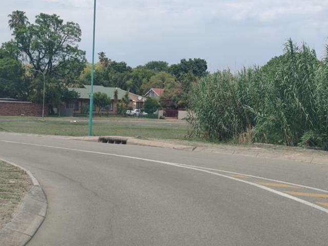 500 m² Land available in Brits Central
