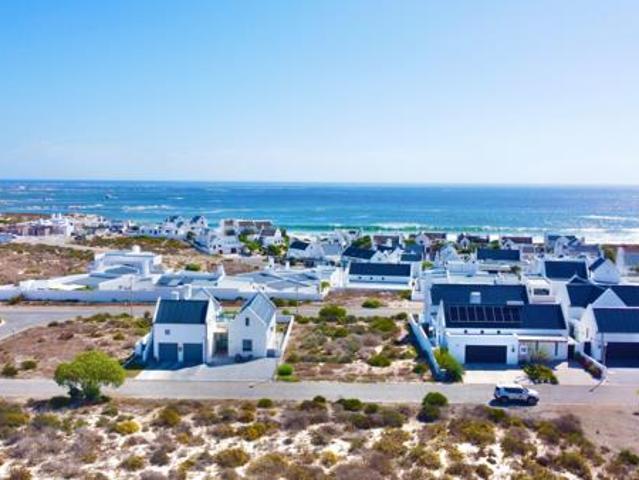 500 m² Land available in Paternoster