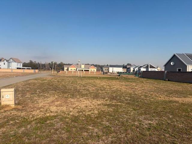 500 m² Land available in Riverspray Lifestyle Estate