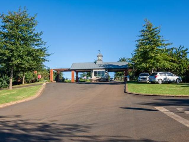 500 m² Land available in St Johns Village