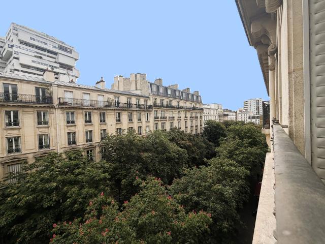 500 mètre de la Gare de Lyon Immeuble haussmannien