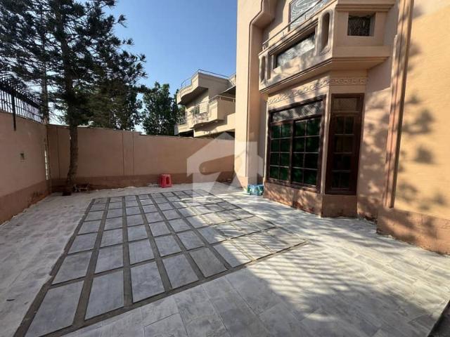 500 Square Yard House Available For Rent At DHA Phase 5