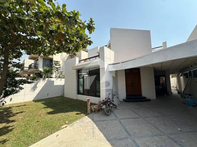 500 Square Yard House Available For Rent At DHA Phase 8