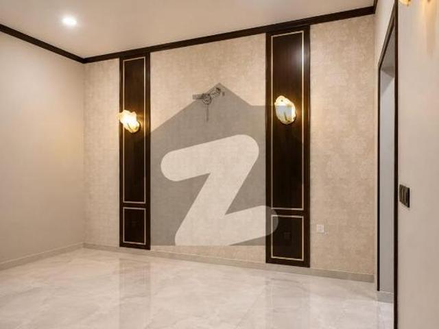 500 square yard most luxurious and architecture ultra modern style double story bungalow with basement for rent in dha phase 8. Most elite class location in dha karachi dha phase 8