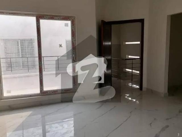 500 Square Yards Bungalow Available For Sale In Falcon Complex New Malir
