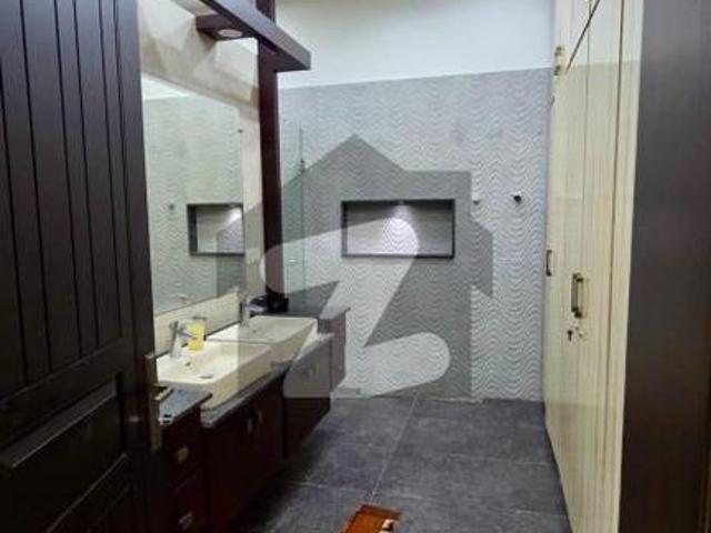 500 Square Yards Bungalow For Rent DHA Phase 8