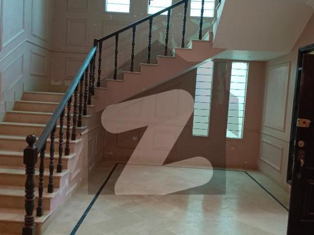 500 Square Yards Bungalow for Rent in DHA Phase 6 5 Bedrooms + Study Room | Prime Location DHA Phase 6