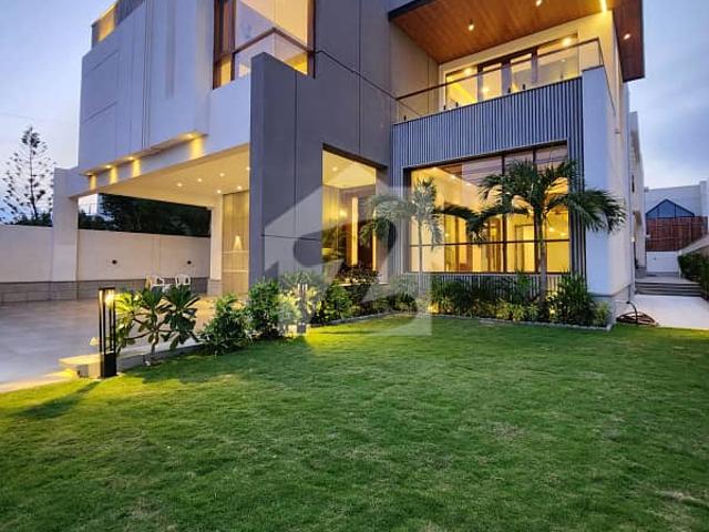 500 Square Yards Brand New Super Luxurious Bungalow With Basement For Sale At Khayaban E Qasim, DHA Phase 8